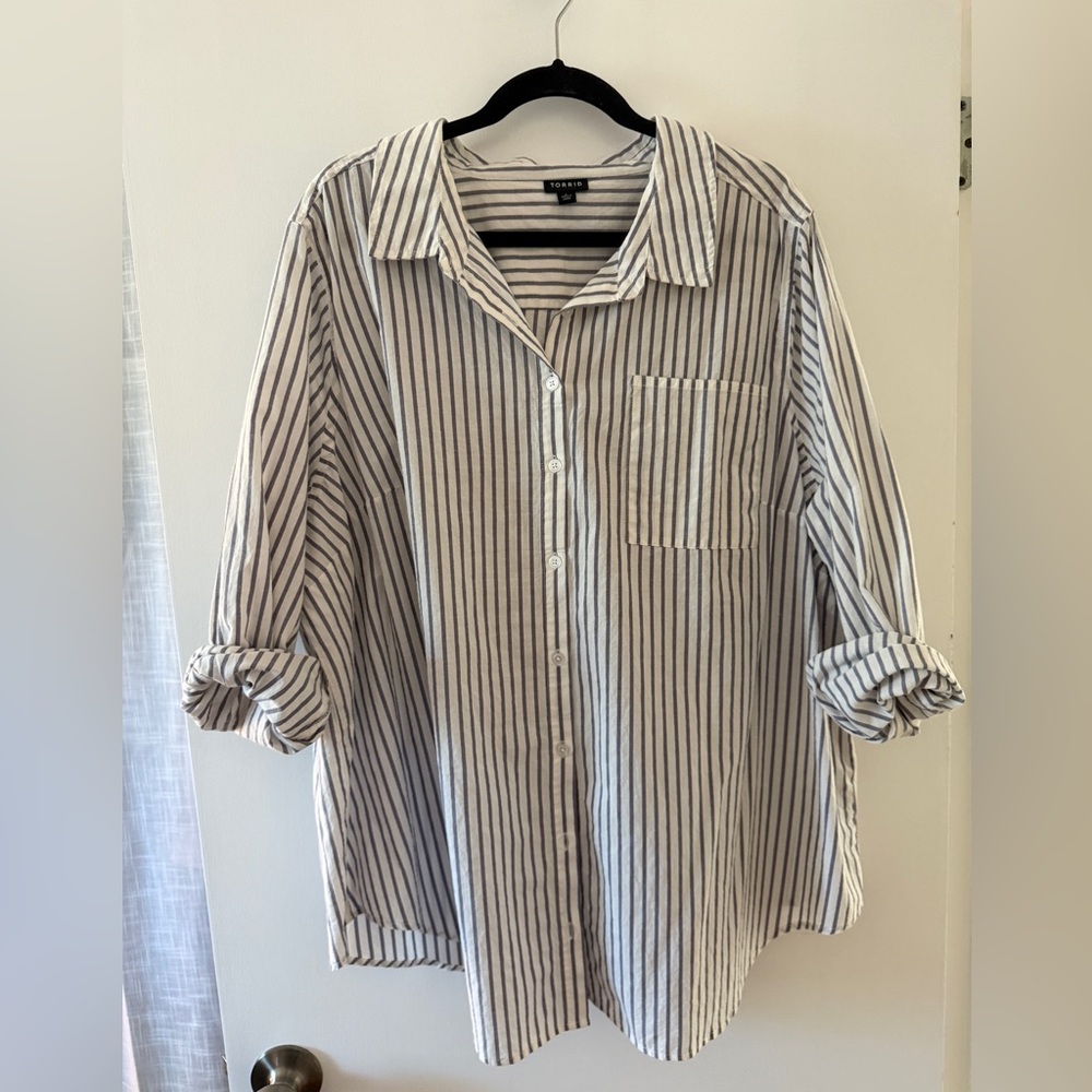 Torrid Women’s Casual Striped Button Down Shirt - Blue and White
